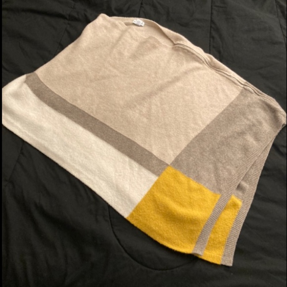 Tommy Bahama Multi Way Zipper Sweater Poncho